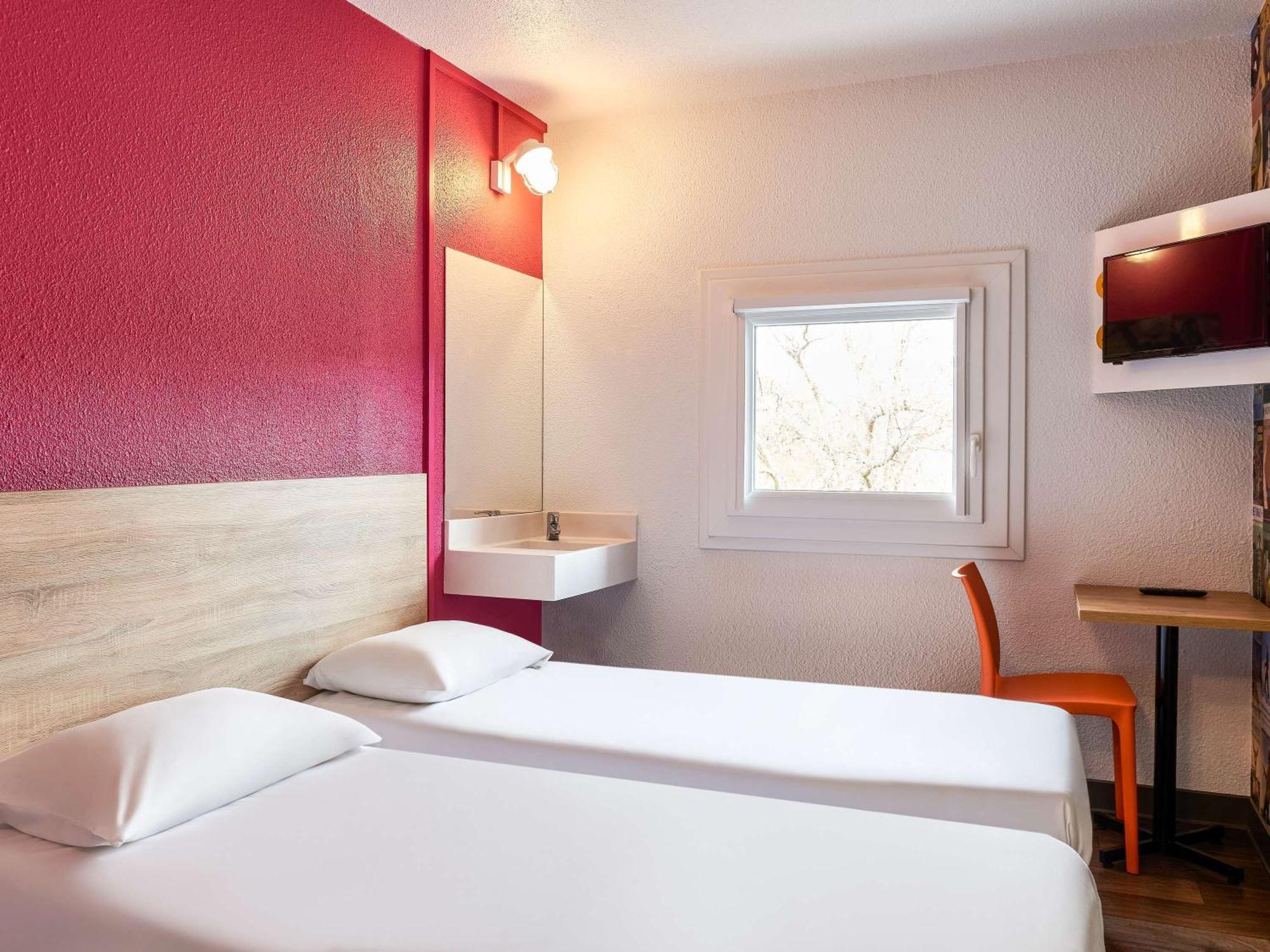 Hotelf1 Montpellier Sud ラット エクステリア 写真